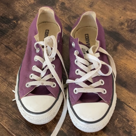 Shoes - Purple converse